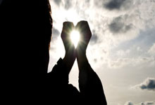 傅园慧第一课教蛙泳！成绩只要求“达标”，但是……中国青年报.